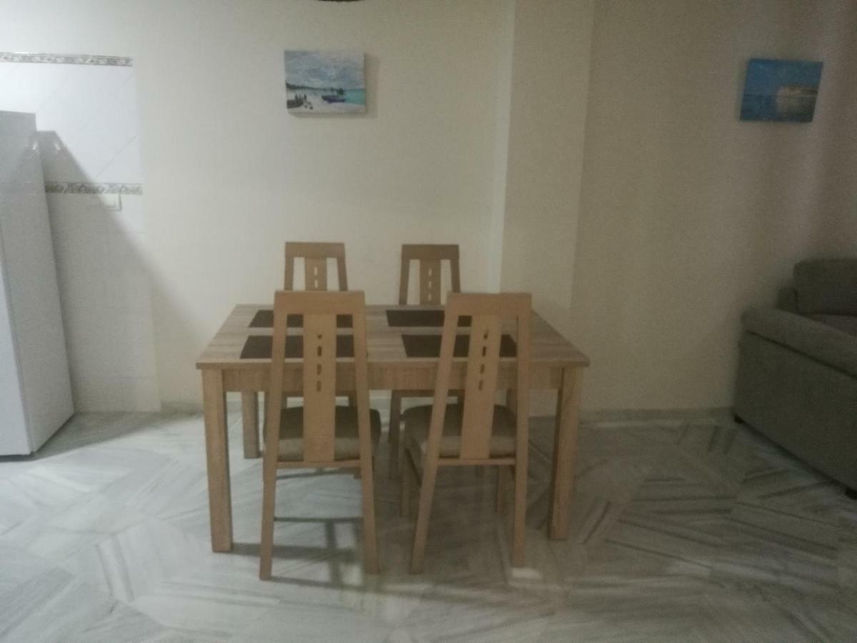 Apartamentos Edificio Vicente มาลากา ภายนอก รูปภาพ