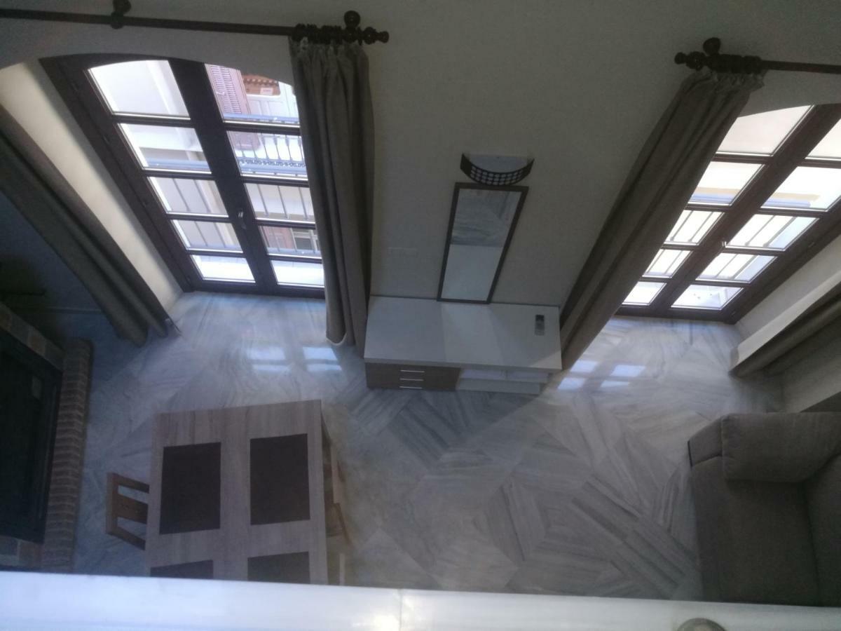 Apartamentos Edificio Vicente มาลากา ภายนอก รูปภาพ