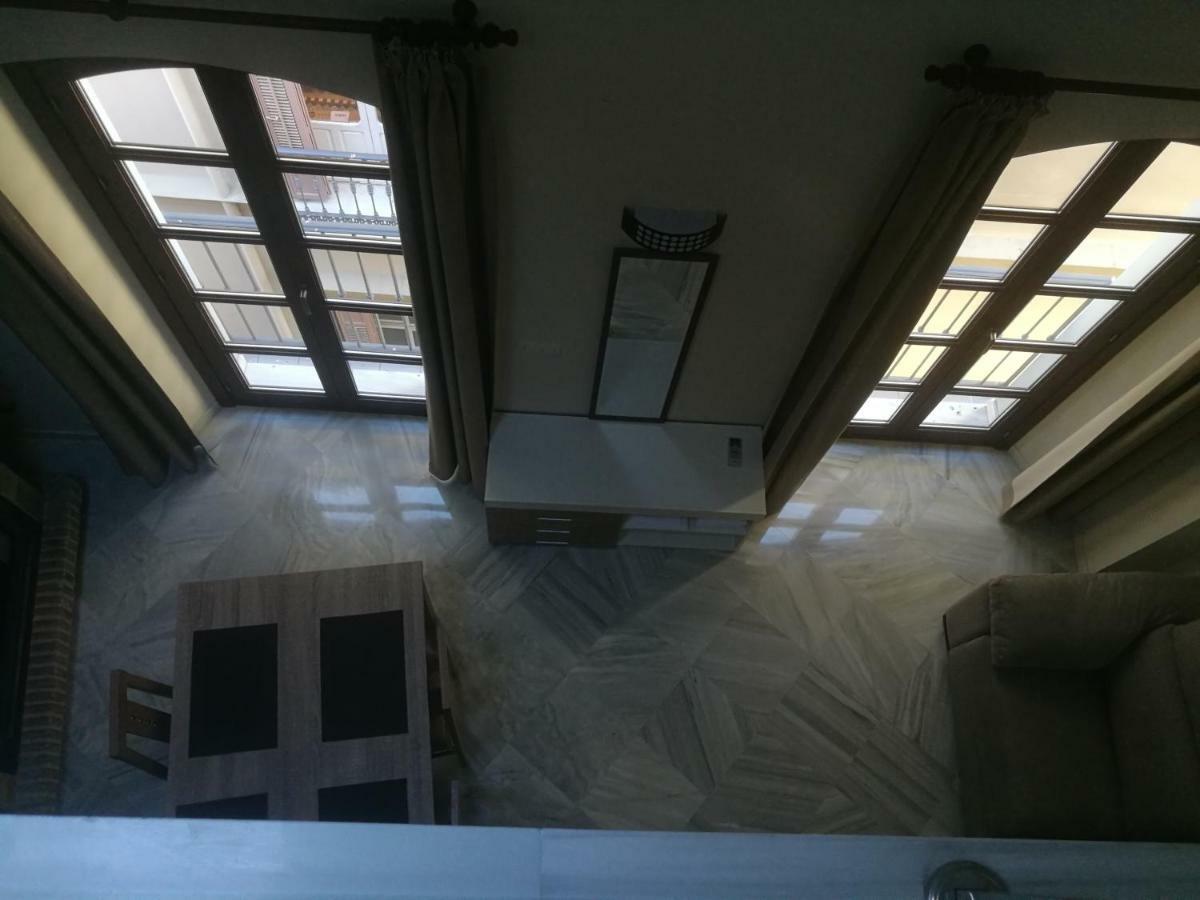 Apartamentos Edificio Vicente มาลากา ภายนอก รูปภาพ