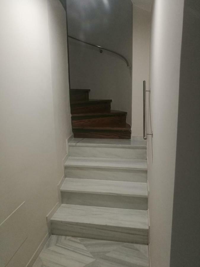 Apartamentos Edificio Vicente มาลากา ภายนอก รูปภาพ